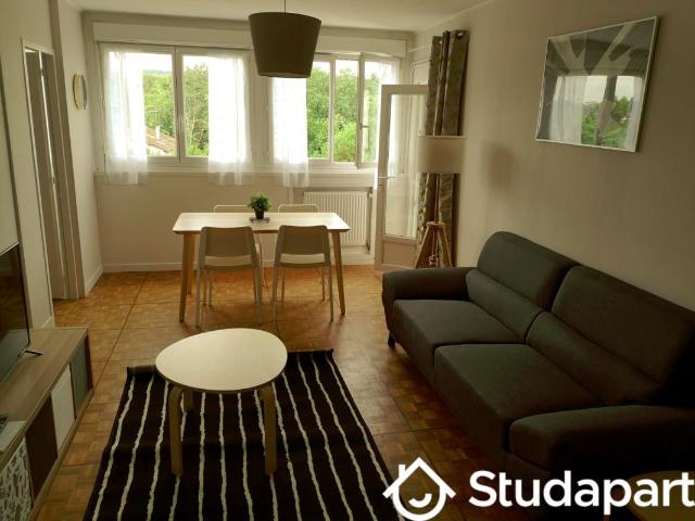 Chambre dans une colocation de 10m2