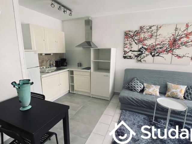 Chambre dans une colocation de 10m2
