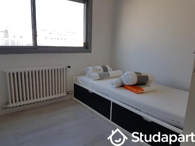Chambre dans une colocation de 10m2