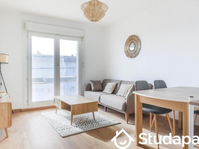 Chambre dans une colocation de 10m2