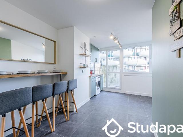 Chambre dans une colocation de 10m2
