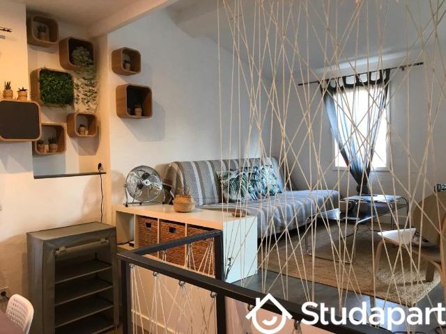 Chambre dans une colocation de 10m2