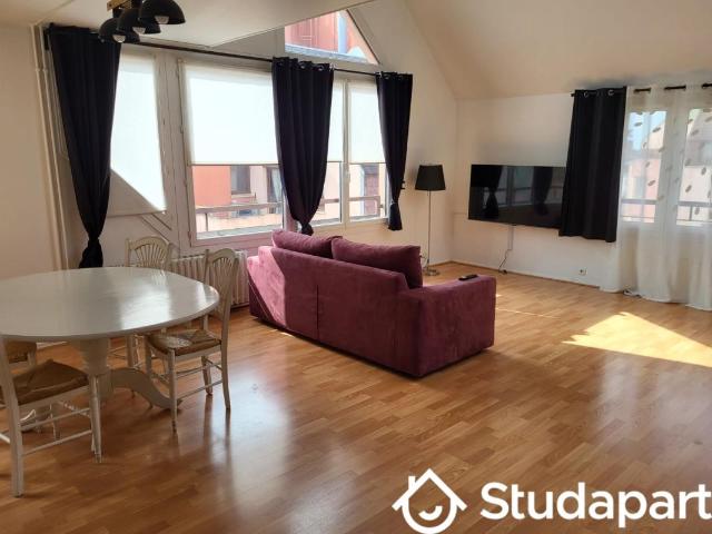 Chambre dans une colocation de 10m2