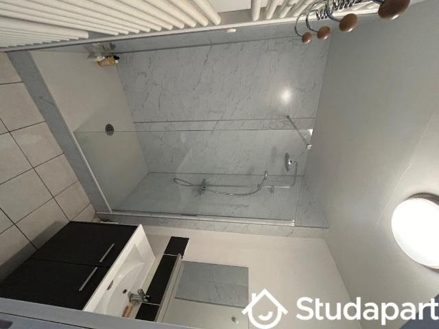 Chambre dans une colocation de 10m2