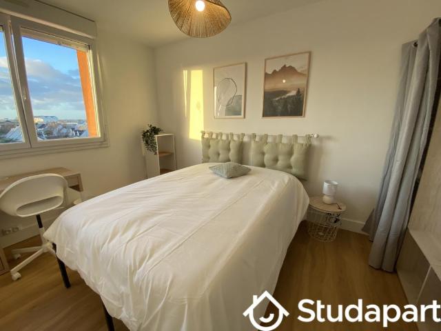 Chambre dans une colocation de 10m2