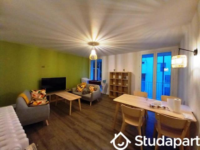 Chambre dans une colocation de 10m2