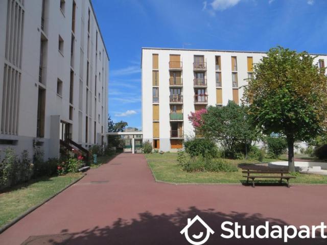 Chambre dans une colocation de 10m2