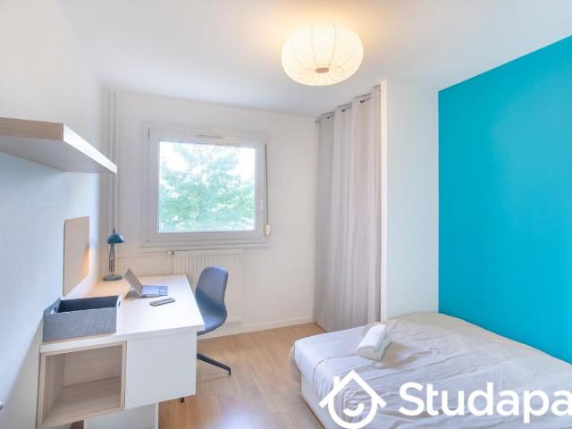 Chambre dans une colocation de 10m2