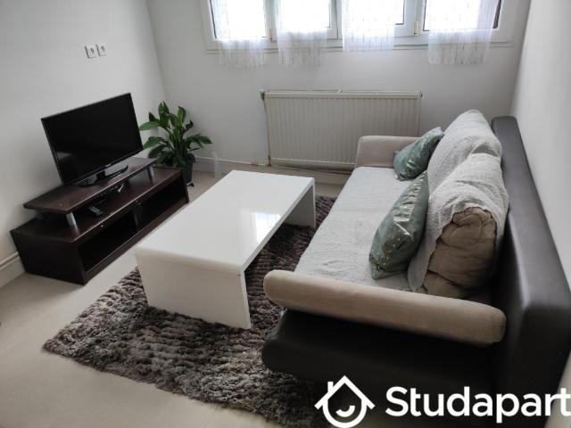 Chambre dans une colocation de 10m2