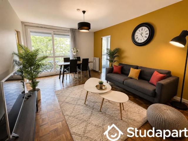 Chambre dans une colocation de 10m2