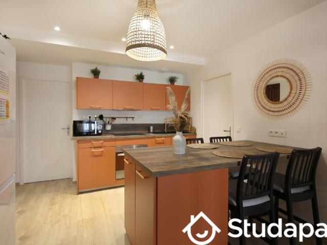 Chambre dans une colocation de 10m2