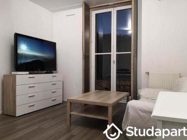 Chambre dans une colocation de 10m2