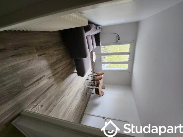 Chambre dans une colocation de 10m2