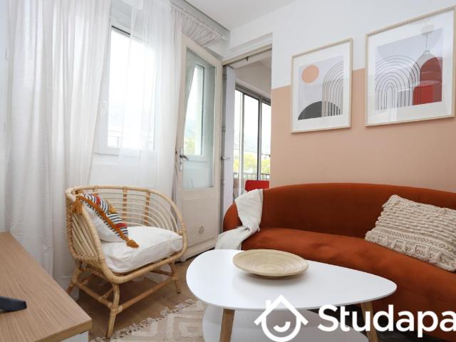 Chambre dans une colocation de 10m2