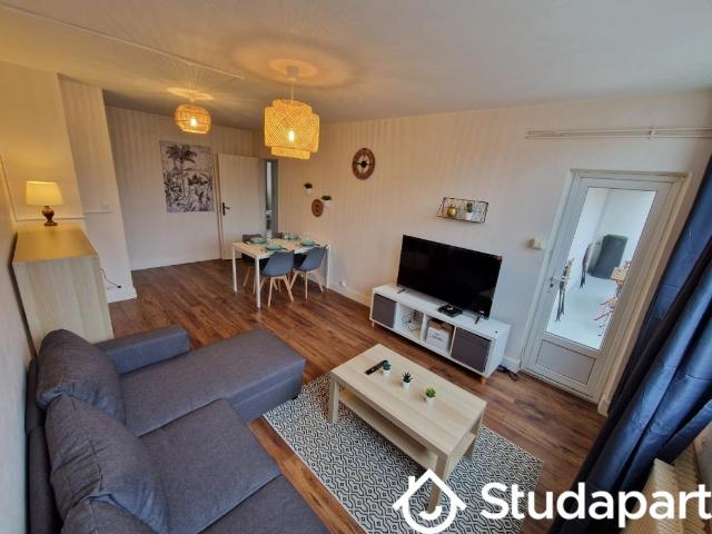 Chambre dans une colocation de 10m2