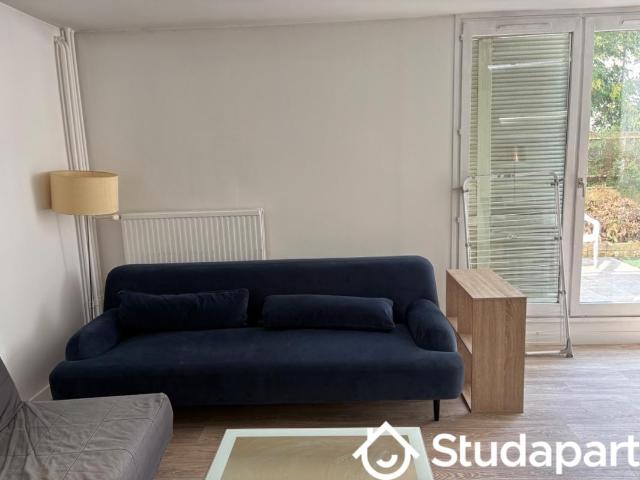 Chambre dans une colocation de 10m2