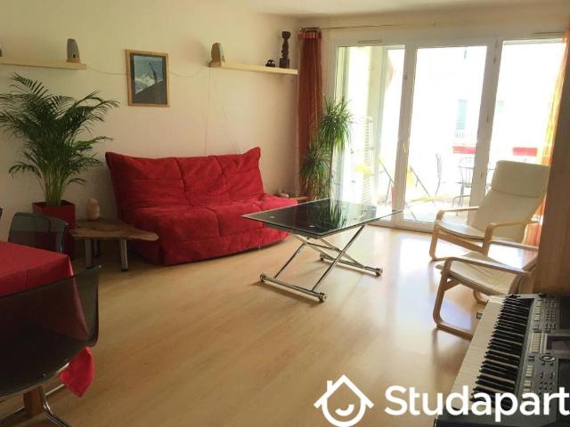 Chambre dans une colocation de 10m2