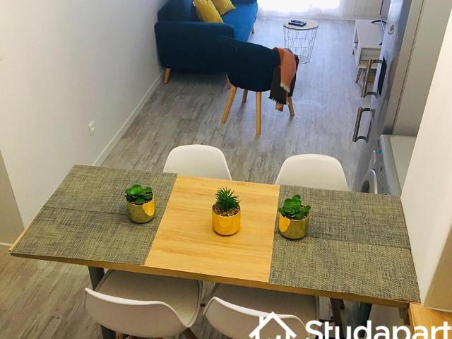 Chambre dans une colocation de 10m2