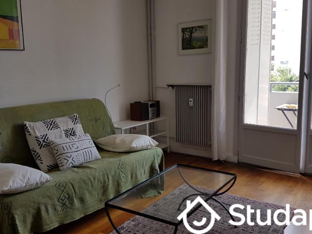 Chambre dans une colocation de 10m2