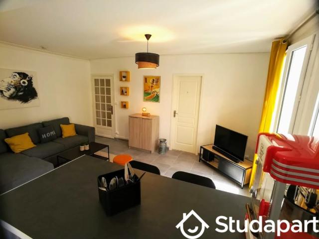 Chambre dans une colocation de 10m2