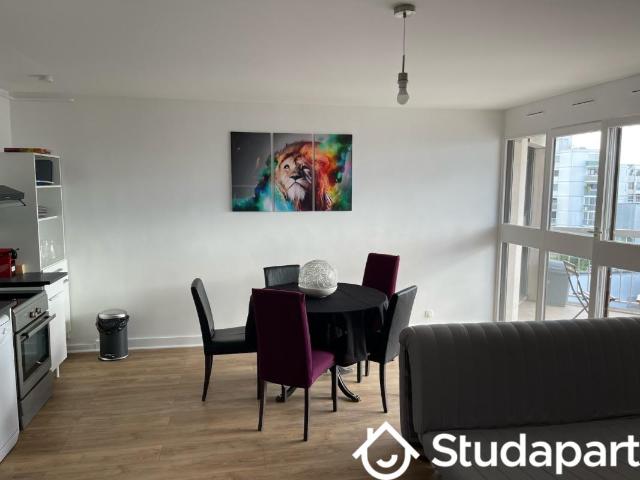Chambre dans une colocation de 10m2