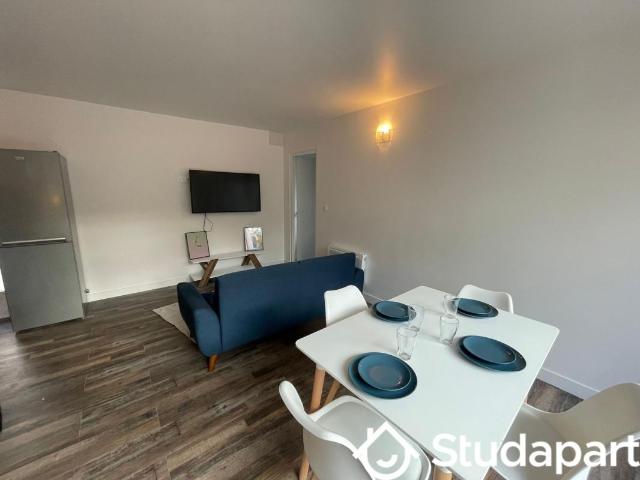 Chambre dans une colocation de 10m2