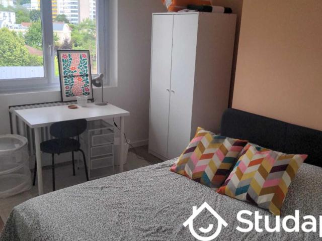 Chambre dans une colocation de 10m2