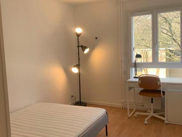 Chambre dans une colocation de 10m2