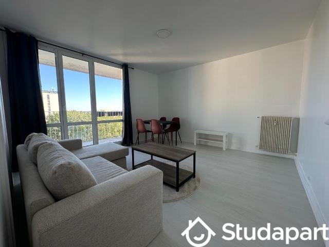 Chambre dans une colocation de 10m2