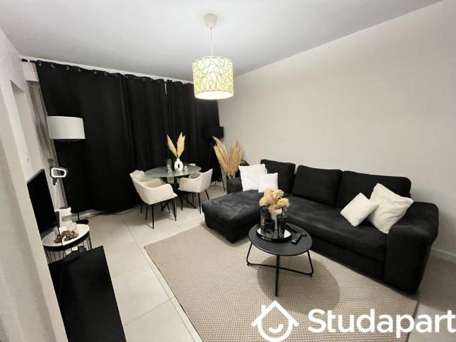 Chambre dans une colocation de 10m2