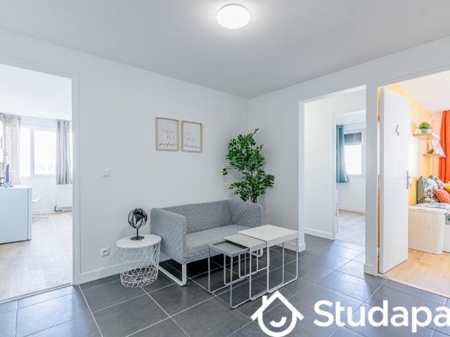 Chambre dans une colocation de 10m2