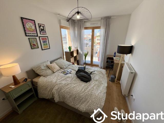 Chambre dans une colocation de 10m2