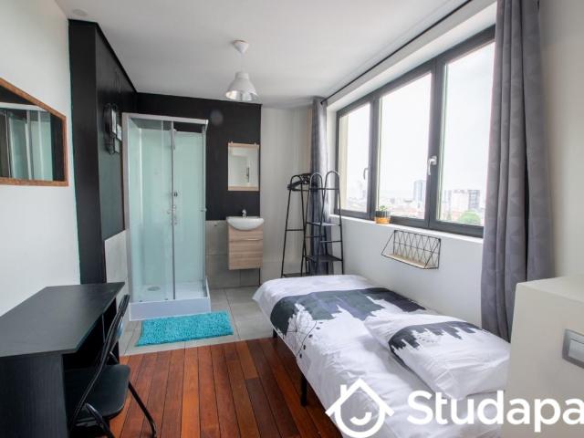 Chambre dans une colocation de 10m2