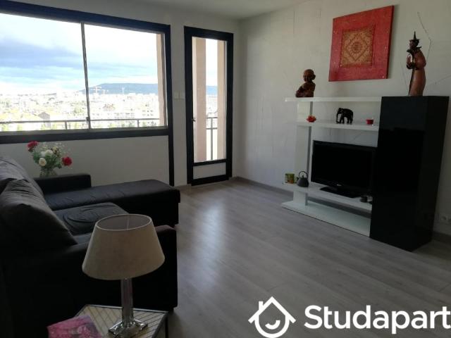 Chambre dans une colocation de 10m2