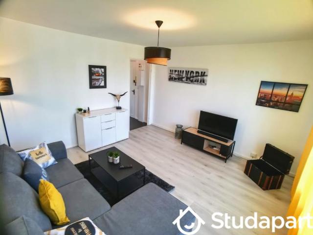 Chambre dans une colocation de 10m2