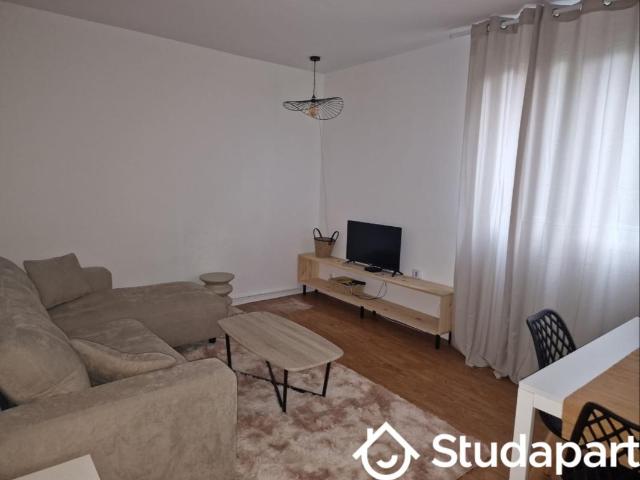 Chambre dans une colocation de 10m2