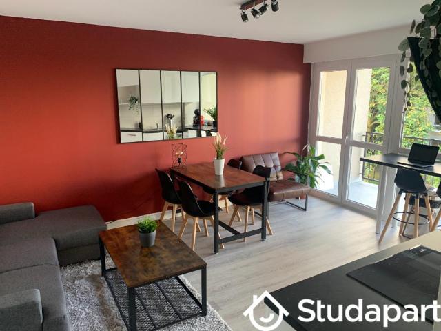Chambre dans une colocation de 10m2