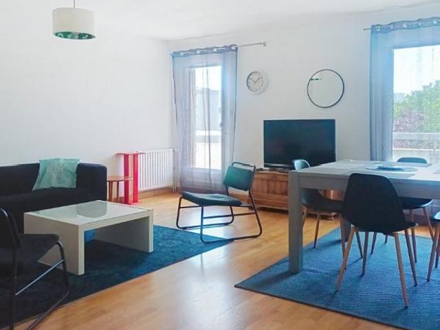 Chambre dans une colocation de 10m2