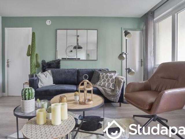 Chambre dans une colocation de 10m2