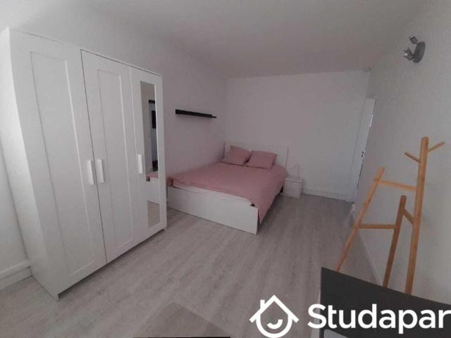 Chambre dans une colocation de 10m2