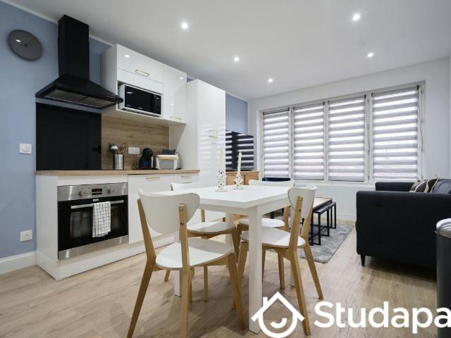 Chambre dans une colocation de 10m2