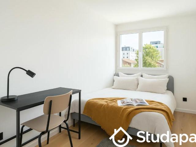Chambre dans une colocation de 10m2