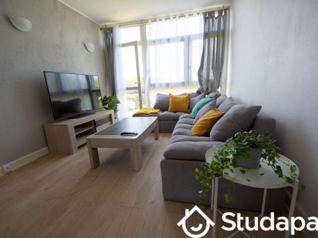 Chambre dans une colocation de 10m2