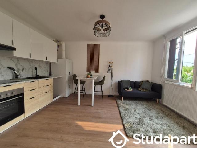 Chambre dans une colocation de 10m2