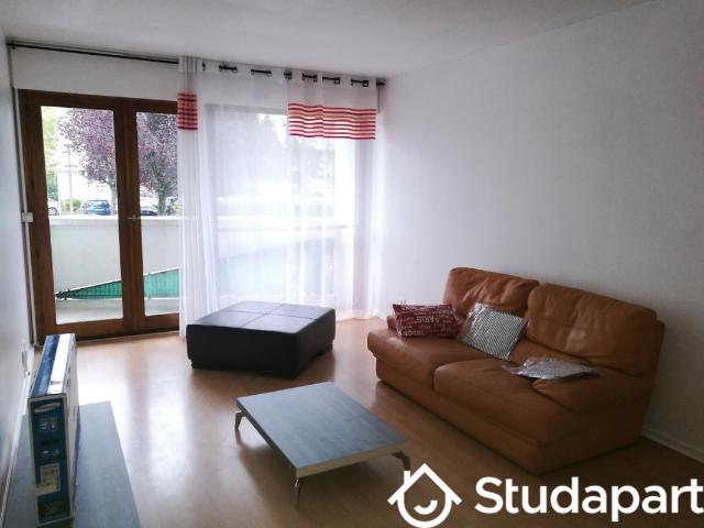 Chambre dans une colocation de 10m2