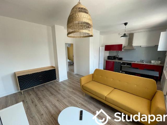 Chambre dans une colocation de 10m2