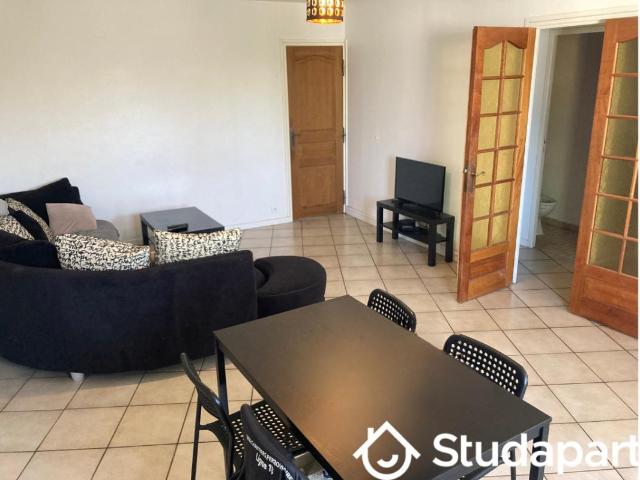 Chambre dans une colocation de 110m2