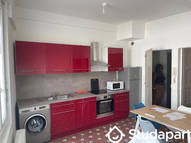 Chambre dans une colocation de 11m2