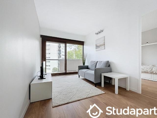 Chambre dans une colocation de 11m2