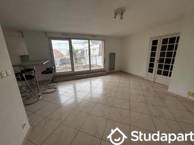 Chambre dans une colocation de 11m2